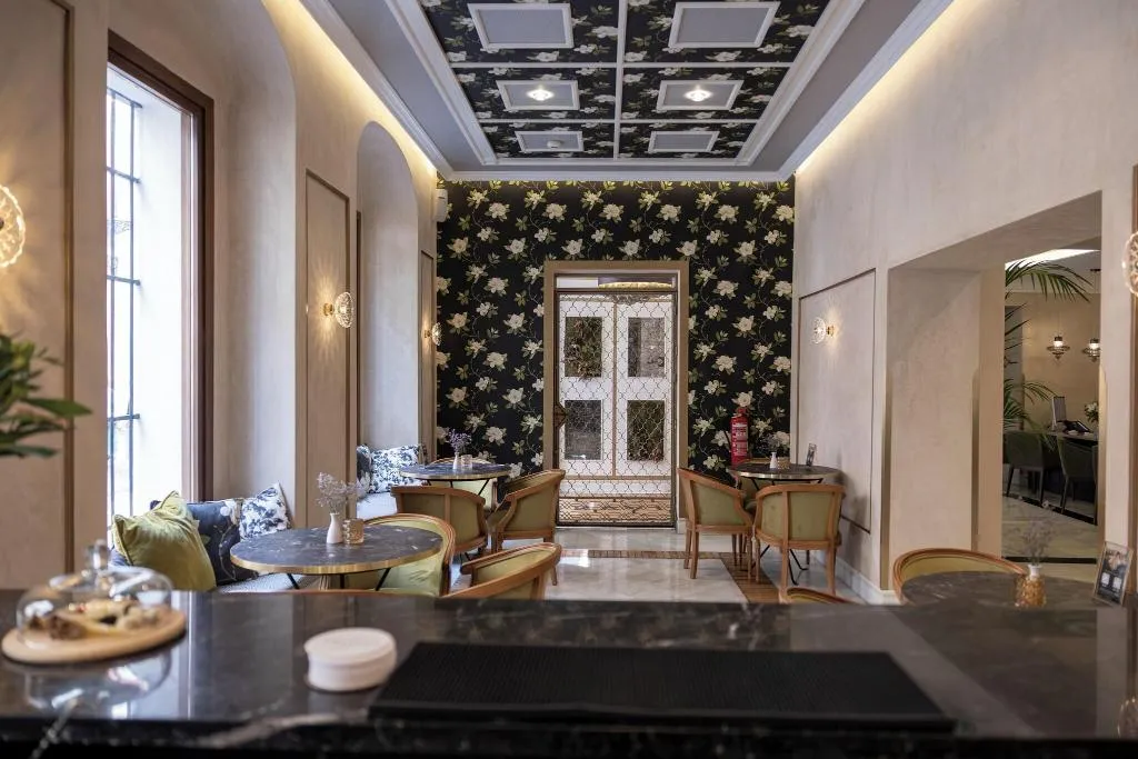 Restaurant, Gravina 51, Seville