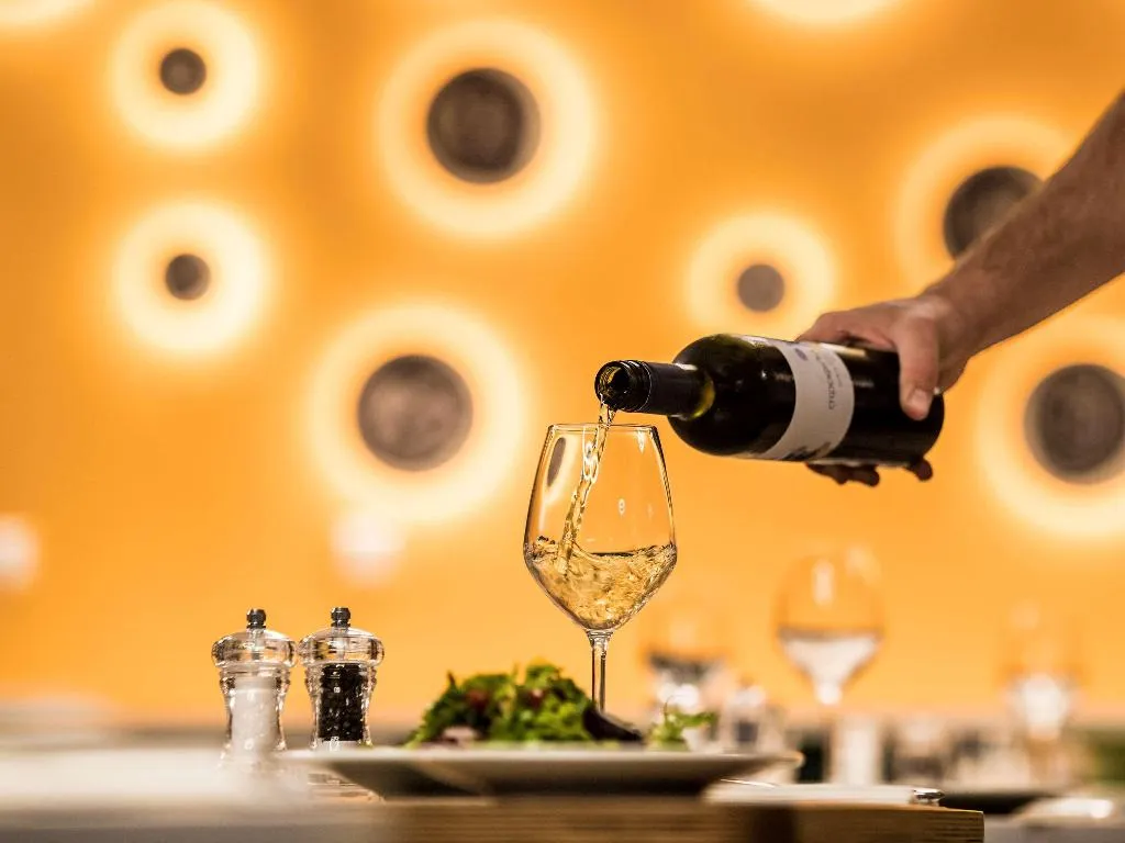 Restaurant, Ibis Styles Athens Routes, Athens