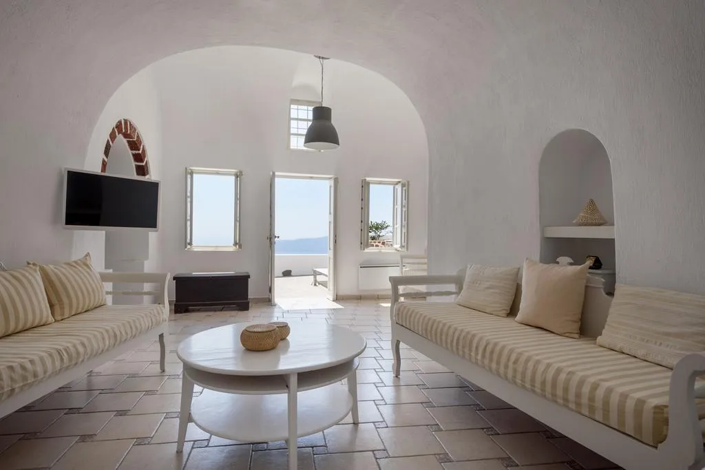SUITE DELUXE TWO BEDS Room, Vista Mare Suites, Santorini