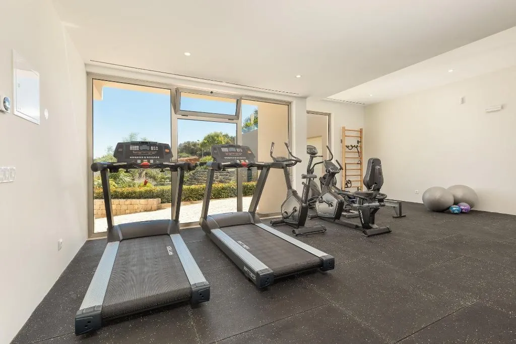 Sports and Entertainment, Caneiros Luxury House & Suites, Algarve