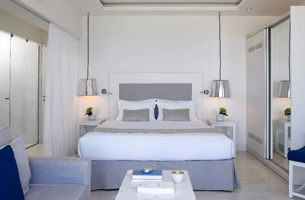 SUITE SEA FRONT Room, Knossos Beach Bungalows & Suites, Crete