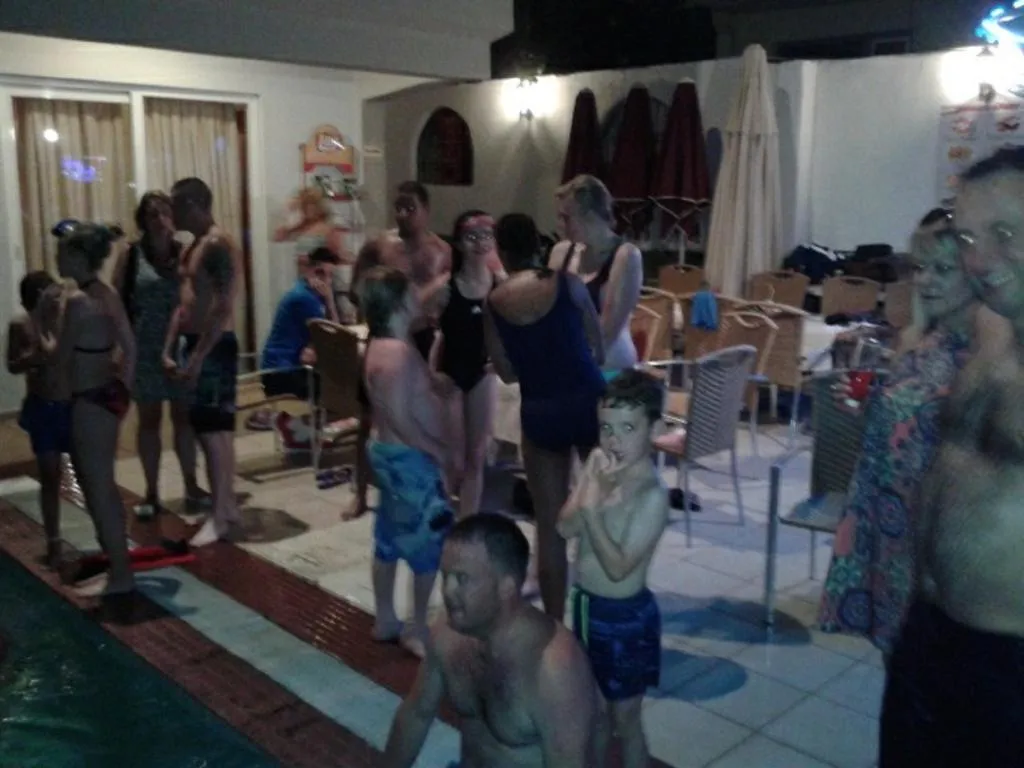 Sports and Entertainment, Sunrise Apart, Dalaman