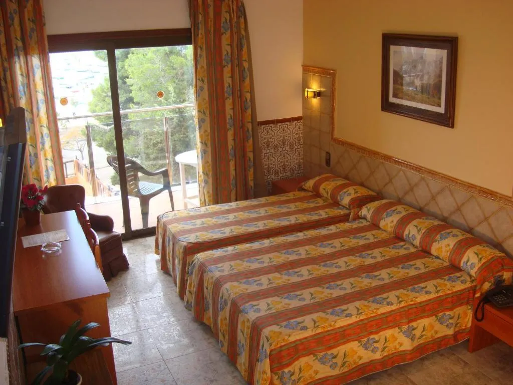 DOUBLE HARBOUR VIEW Room, Univers, Costa Brava