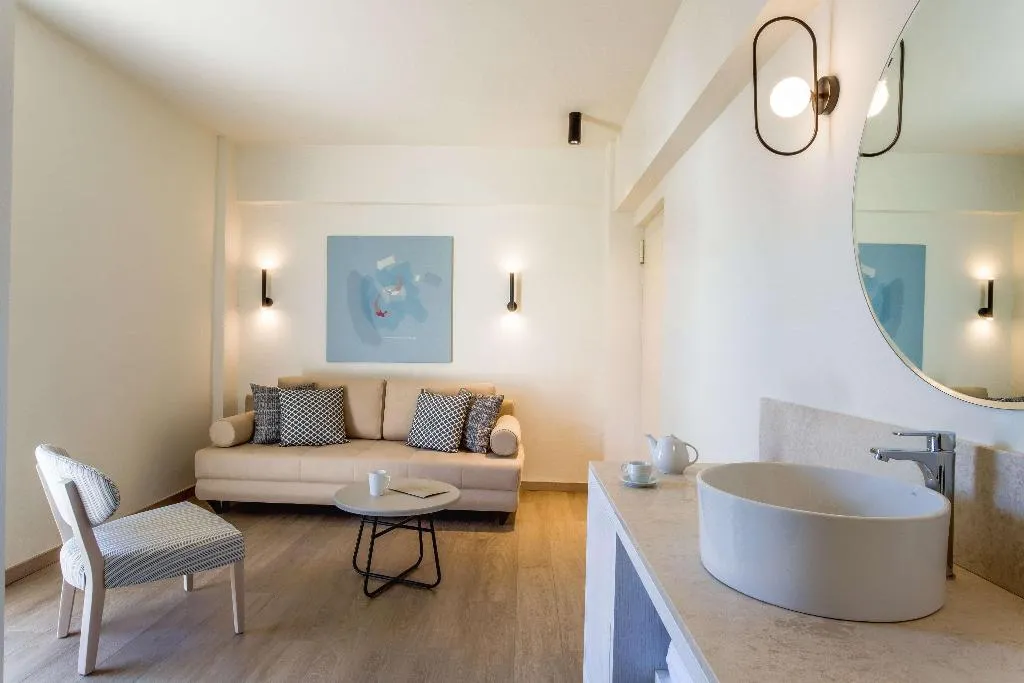 FAMILY ROOM POOL VIEW TWO BEDROOMS Room, Kosea Boutique Hotel, Kos