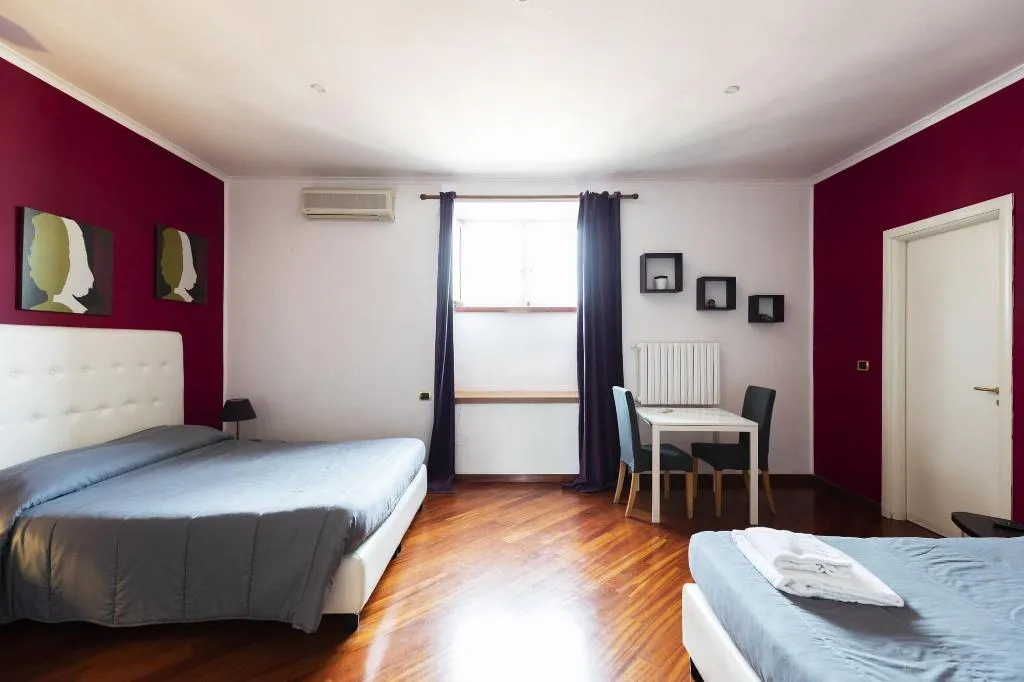 Room, B&B Museum, Naples