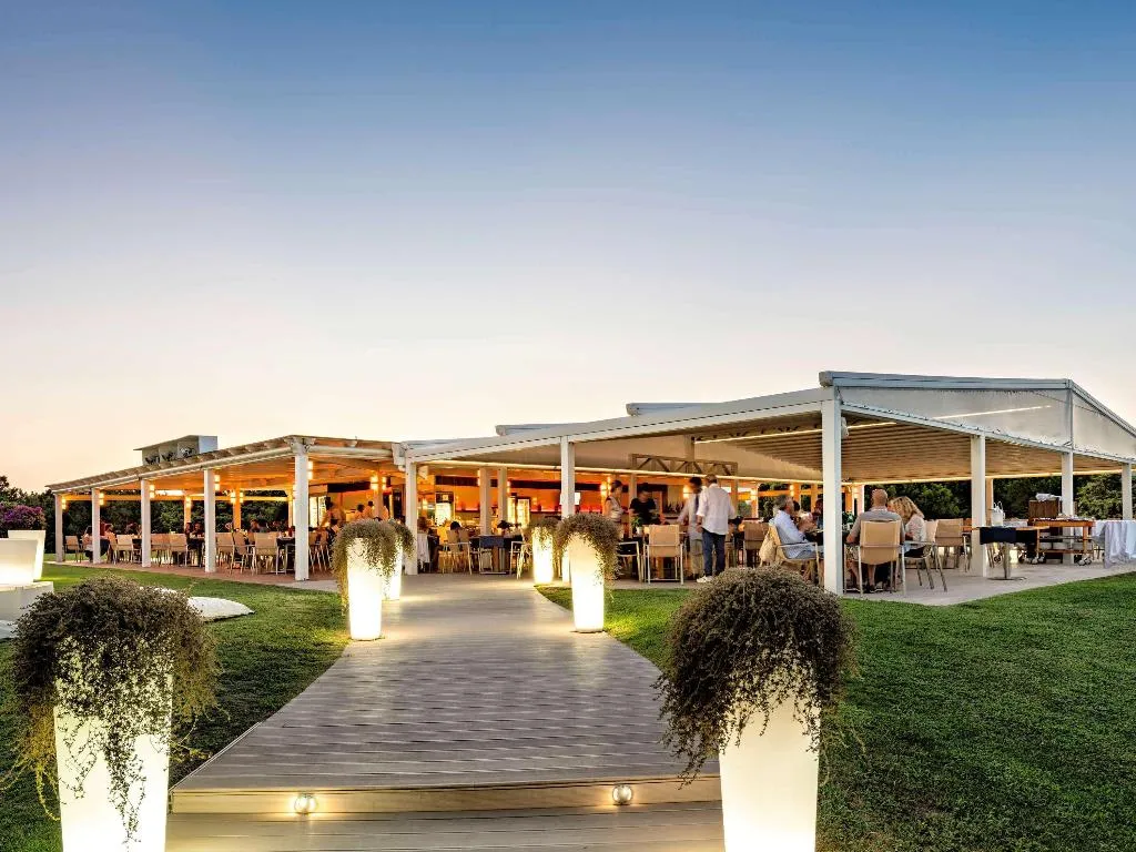 Restaurant, Almar Timi Ama Resort & Spa, Cagliari