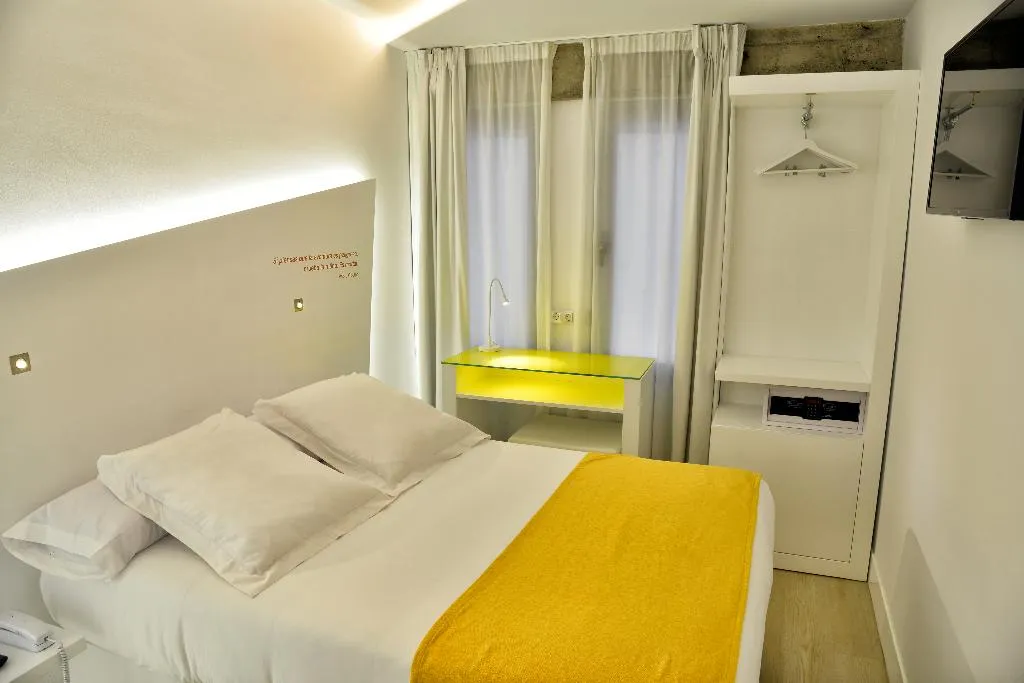 DOUBLE SINGLE USE STANDARD Room, Atarazanas Malaga Boutique Hotel, Costa Del Sol