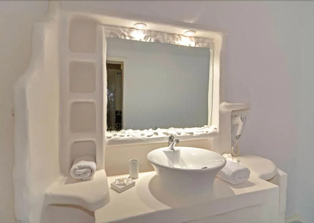 Room, Adamas Hotel, Santorini