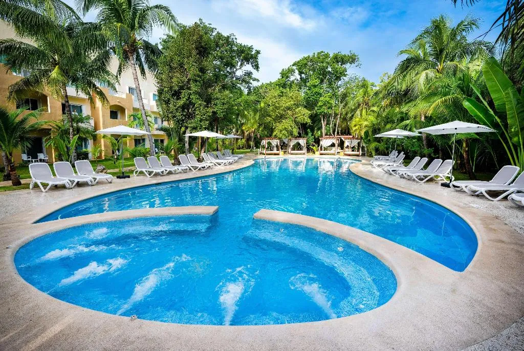 Pool, Viva Maya by Wyndham, Trademark All-Inclusive, Cancun Area