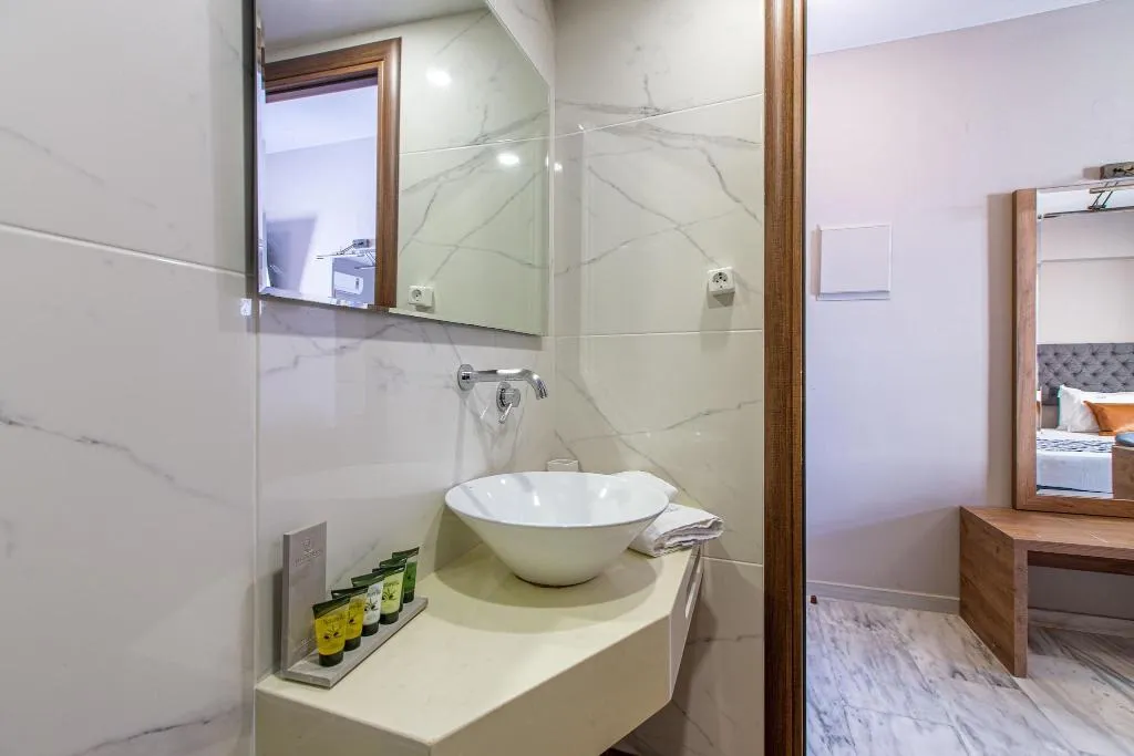 Room, Minaret Suites & Apartments, Crete