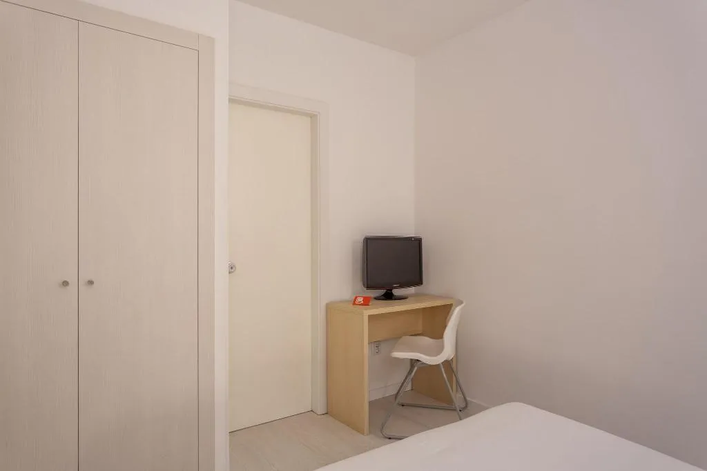 Room, Next Inn, Algarve