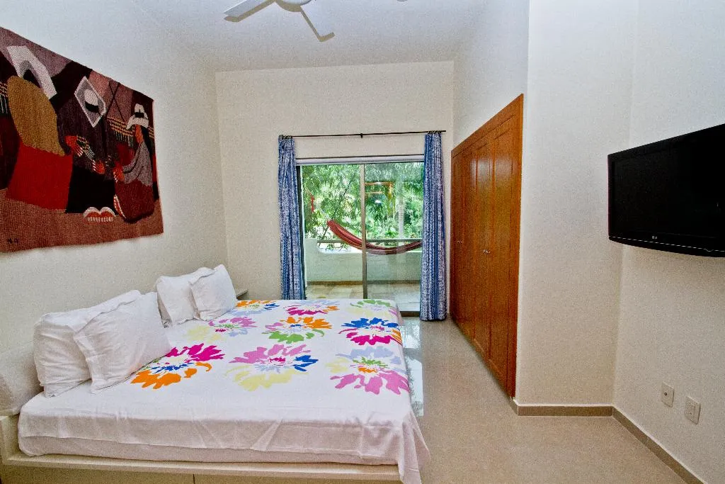APARTMENT GARDEN VIEW Room, Riviera Maya Suites, Playa Del Carmen