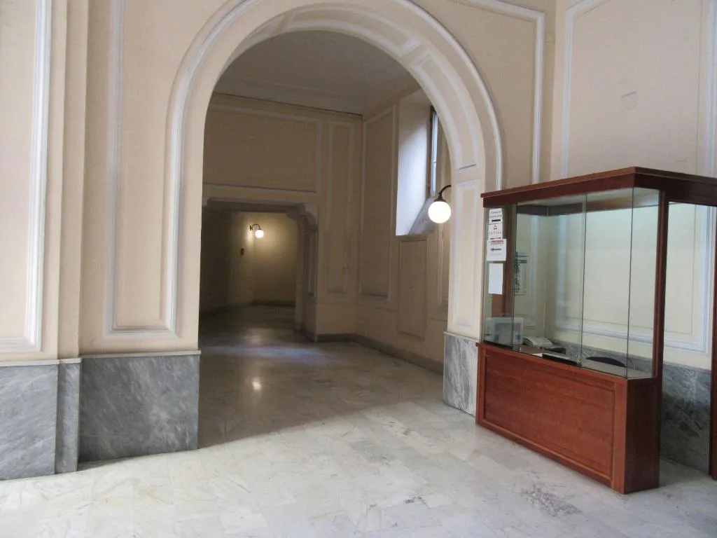 General view, B&B Rettifilo, Naples
