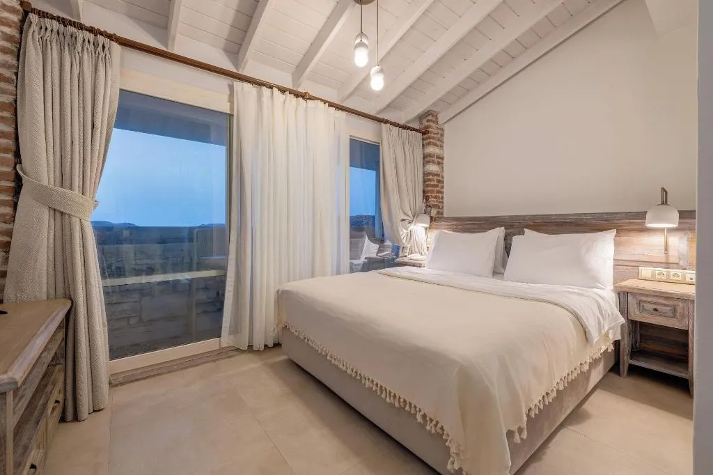 Room, Navali̇a Otel, Izmir
