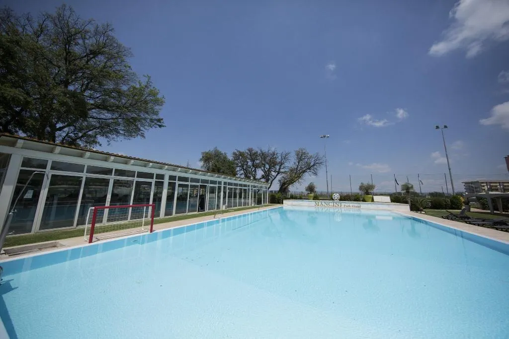 Pool, Mancini Park, Rome