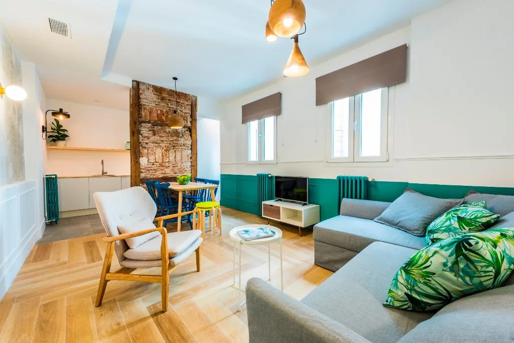 APARTMENT EXECUTIVE Room, Be Mate Gran Vía Suites, Madrid