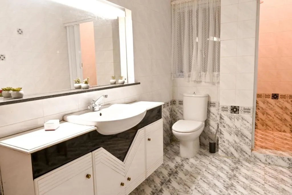 TWIN COMFORT Room, 7Mediterrenea  Villa, Malta