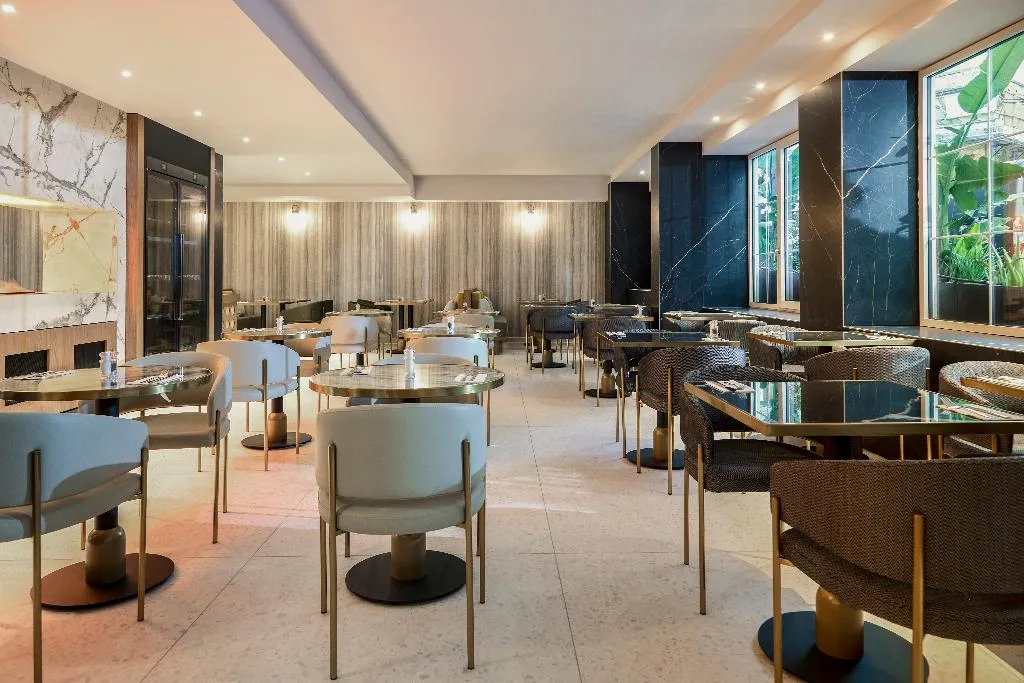 Restaurant, Novotel Malta Sliema, Malta