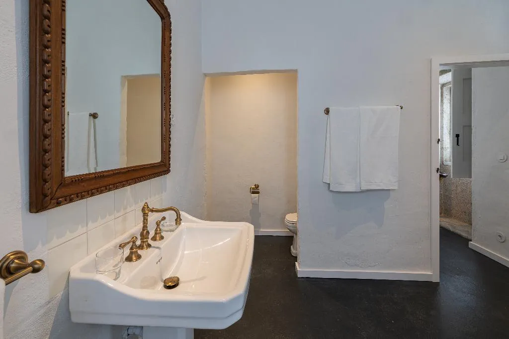 DOUBLE SUPERIOR Room, CasaNova Farmhouse, Porto