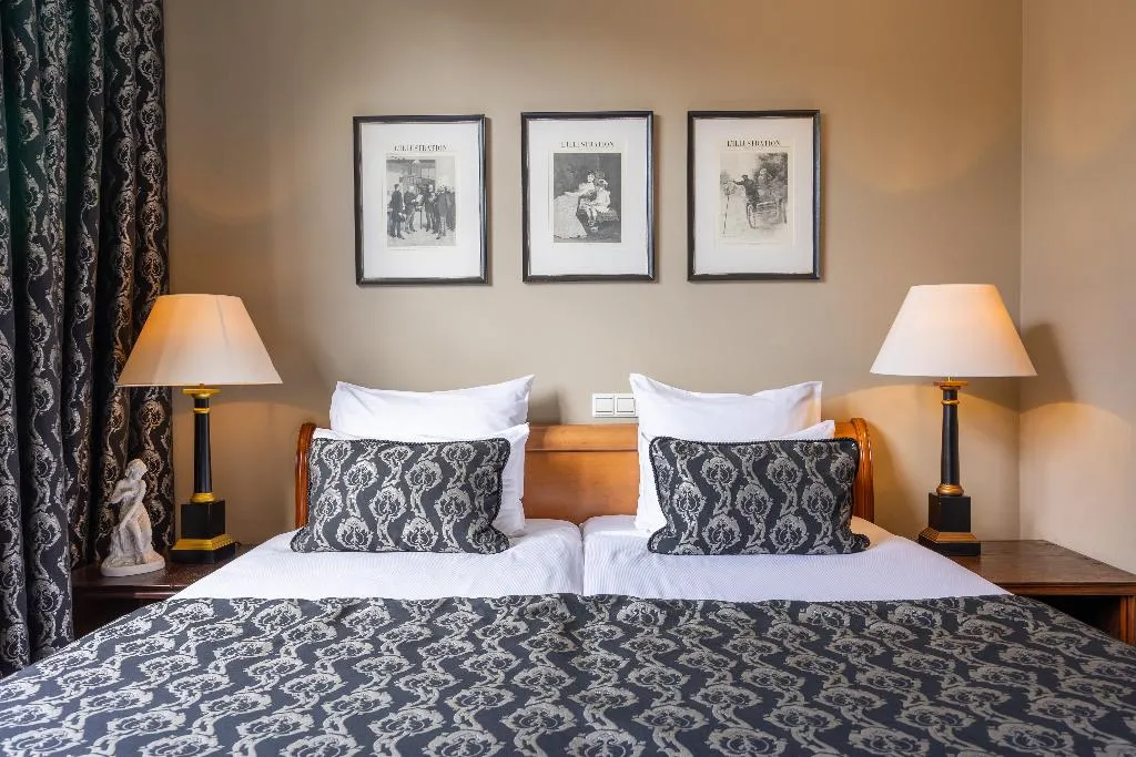 Double or Twin STANDARD Room, Apollofirst Boutique Hotel, Amsterdam