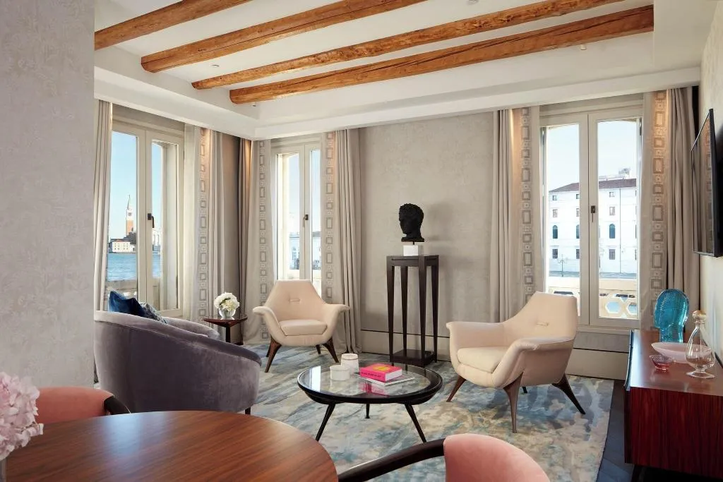 SUITE CANAL VIEW Room, The St Regis Venice, Venice