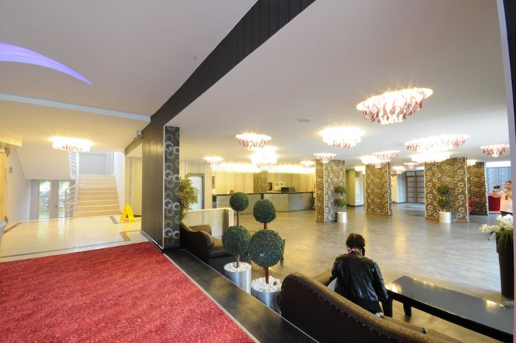 Caprice Beach Hotel instead of Luna Beach Deluxe Hotel, Dalaman