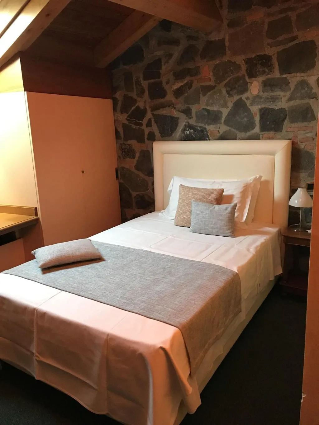 SINGLE SUPERIOR ONE BEDROOM Room, Le Due Corti, Milan