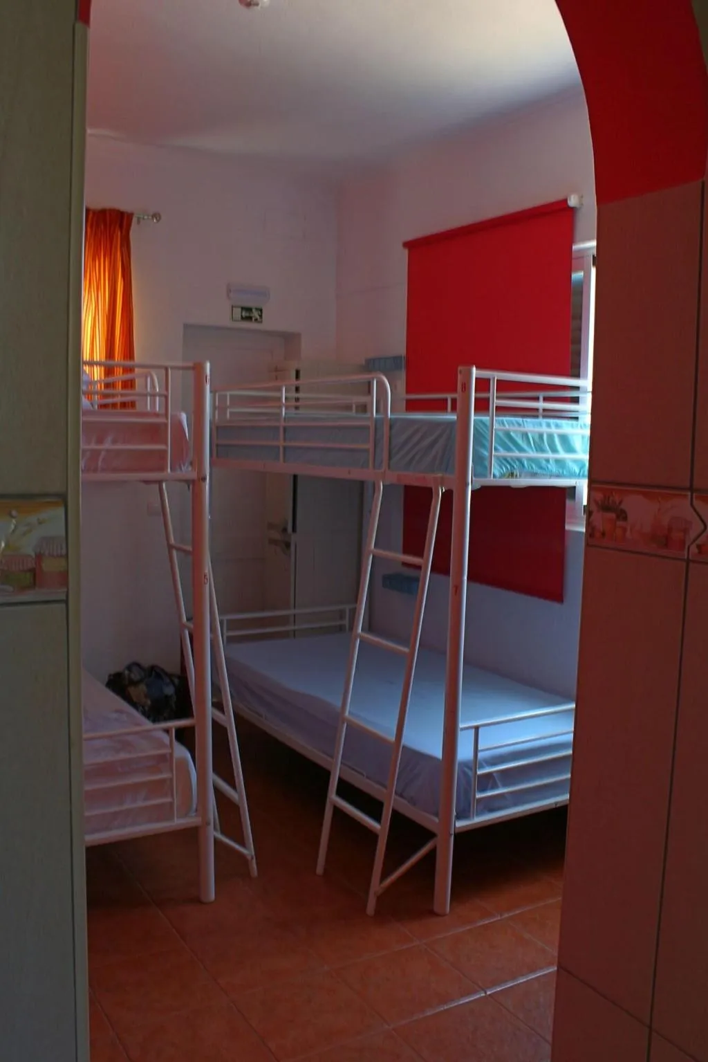 Room, Faro Beach Life Hostel, Algarve