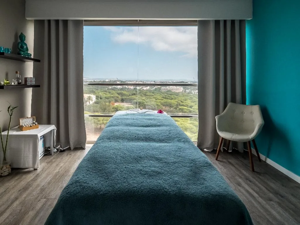 Sports and Entertainment, Aqua Pedra dos Bicos Design Beach -Adults Friendly, Algarve