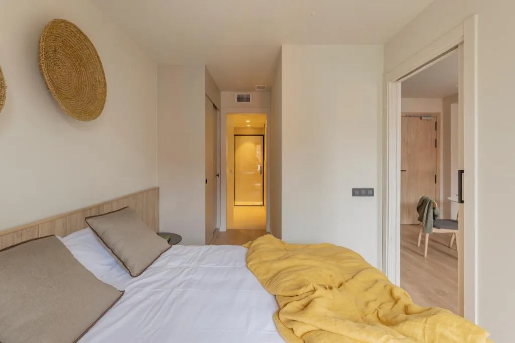 APARTMENT CAPACITY 2 TWO BEDROOMS Room, Libere Barcelona Sant Antoni, Barcelona