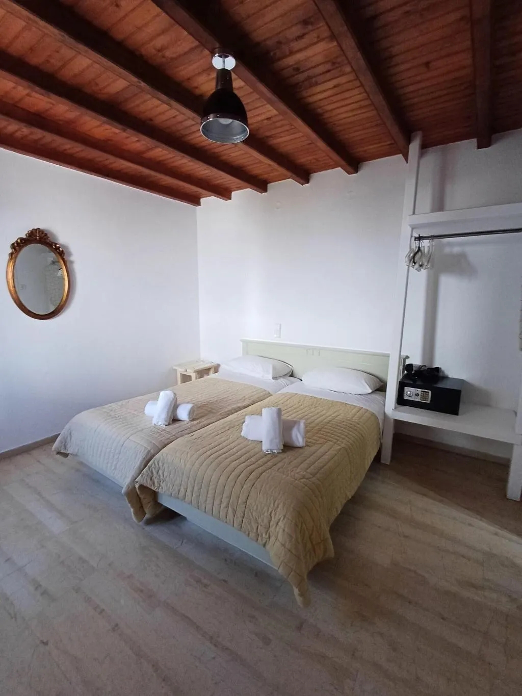 Room, Manos Rooms, Mykonos