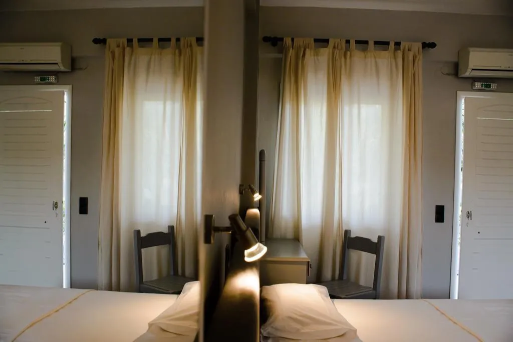 Room, Evita Studios, Kefallinia