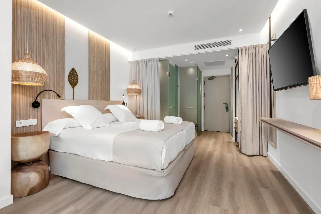 Double or Twin CAPACITY 2 Room, Valentin Grand Park Suite Hotel, Majorca