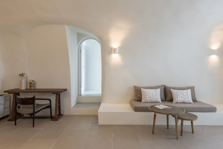 Oia Castle Luxury Suites, Santorini