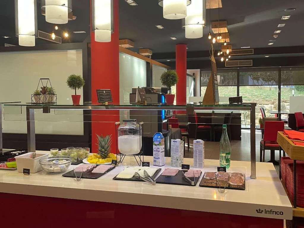 Restaurant, ibis budget Girona Costa Brava, Costa Brava
