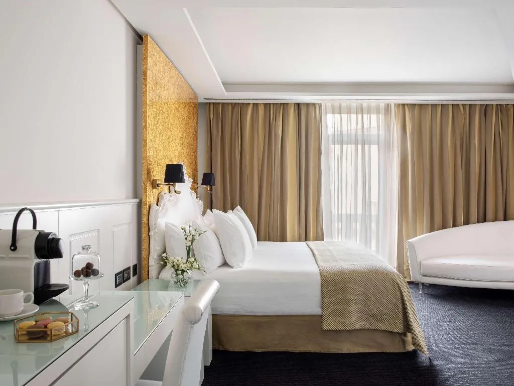 SUITE TWO BEDROOMS Room, Hotel Colón Gran Meliá, Seville