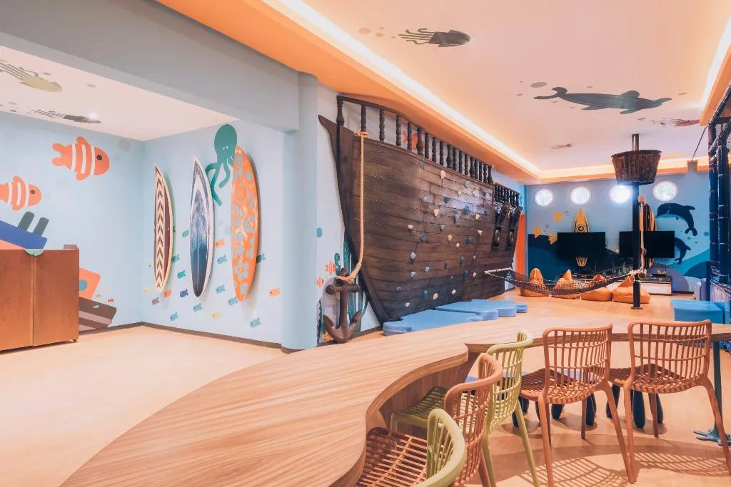 Sports and Entertainment, Iberostar Waves Paraiso Beach All Inclusive, Cancun Area