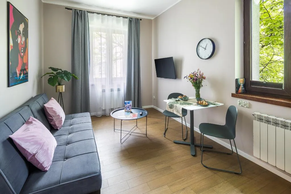 APARTMENT TWO BEDROOMS Room, Garden House Apartments, Krakow