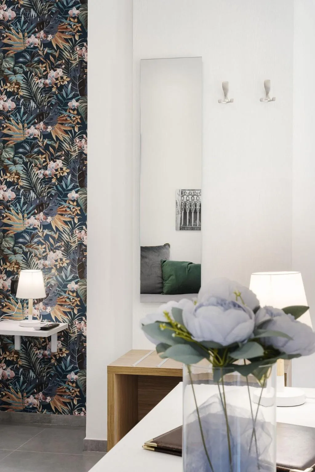 Room, Palazzo Sant'Arcangelo, Naples