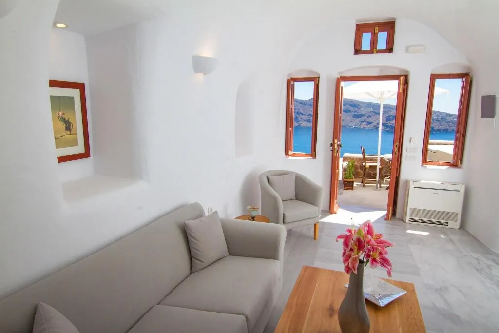 CAVE SEA VIEW Room, Oia Mare Villas, Santorini