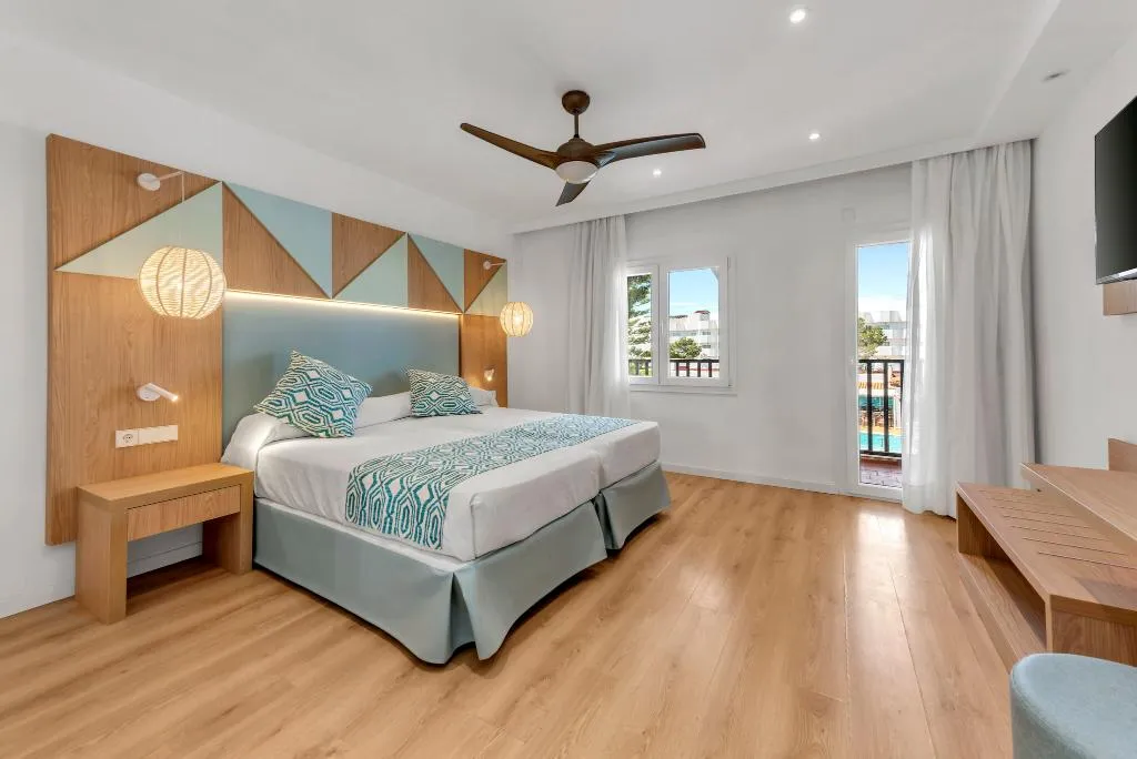 DOUBLE SINGLE USE STANDARD Room, Hotel Palia Dolce Farniente,, Majorca