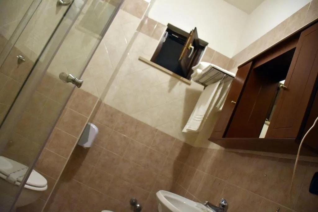 SINGLE STANDARD Room, Hotel Joy, Naples