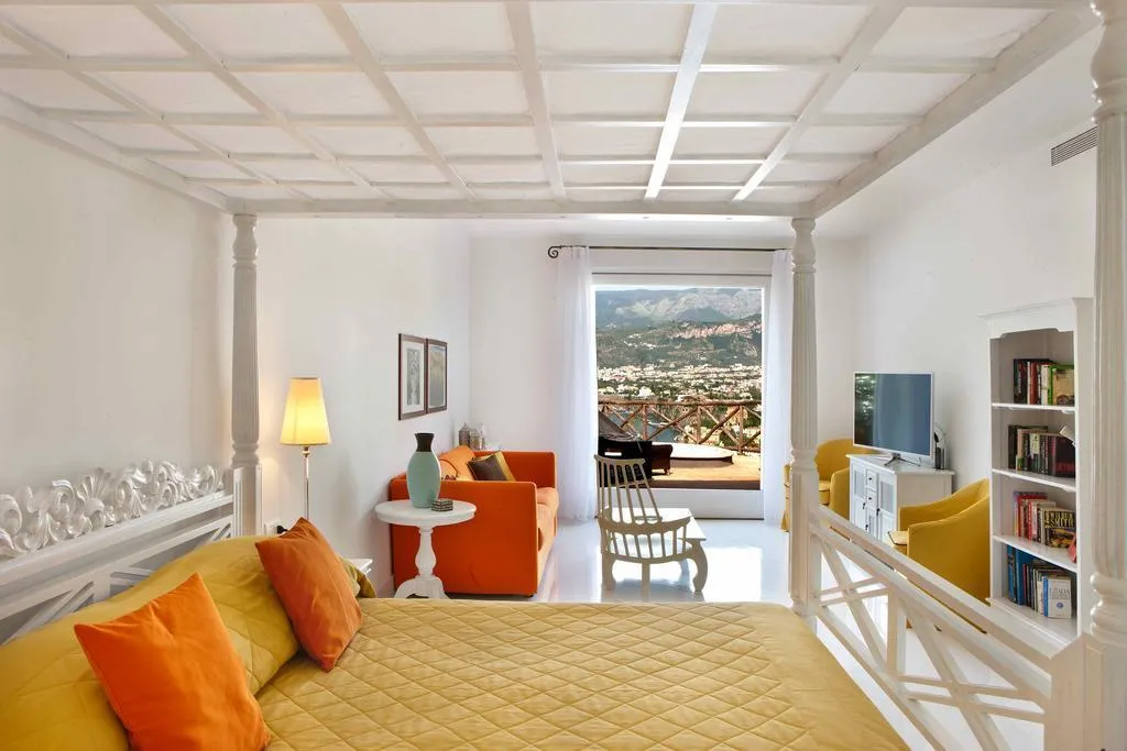 General view, Bristol, Naples