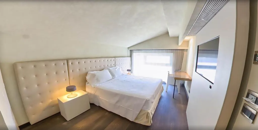 DOUBLE SINGLE USE STANDARD Room, Romano House, Catania