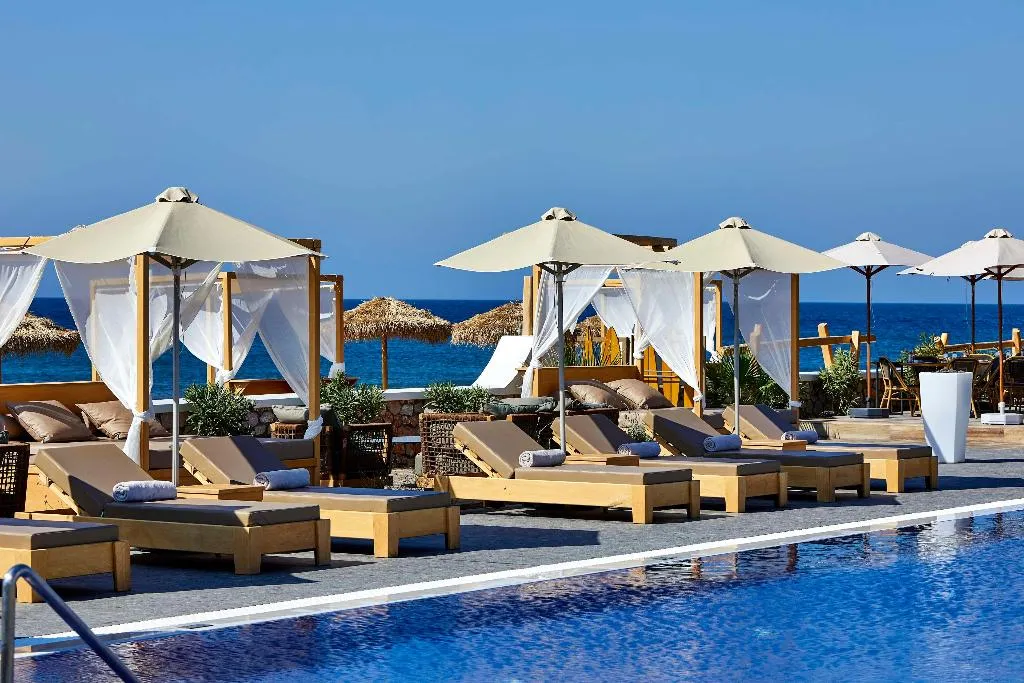 Pool, Sea Breeze Santorini Beach Resort, Curio Collectio, Santorini