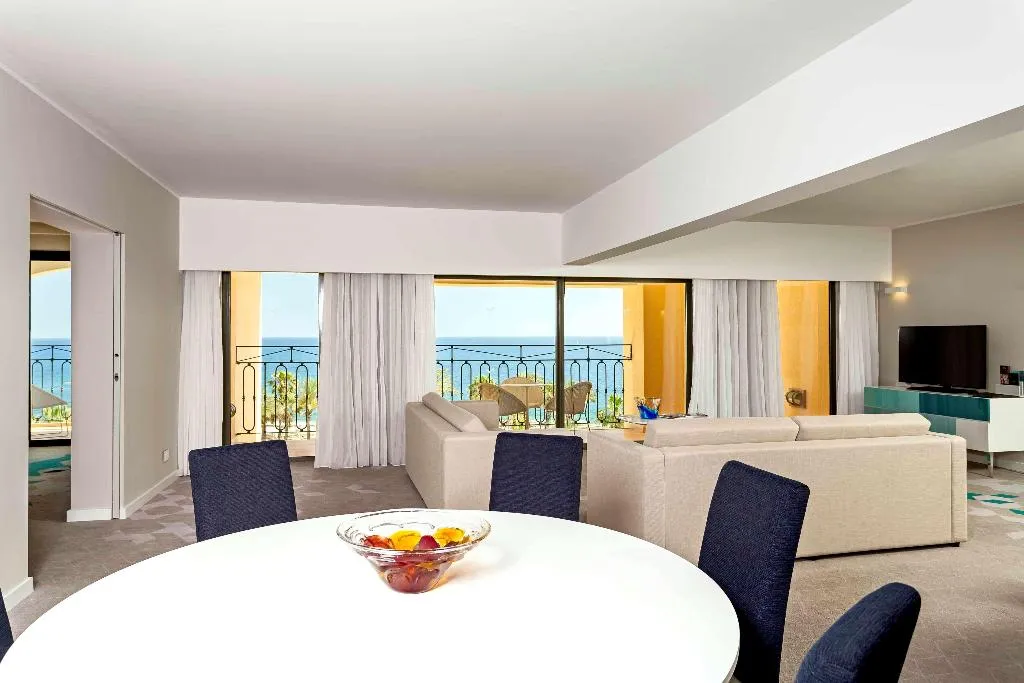 Room, Hilton Malta, Malta