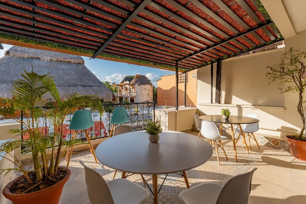 Terrace, Hotel Brisas 5a Av., Playa Del Carmen