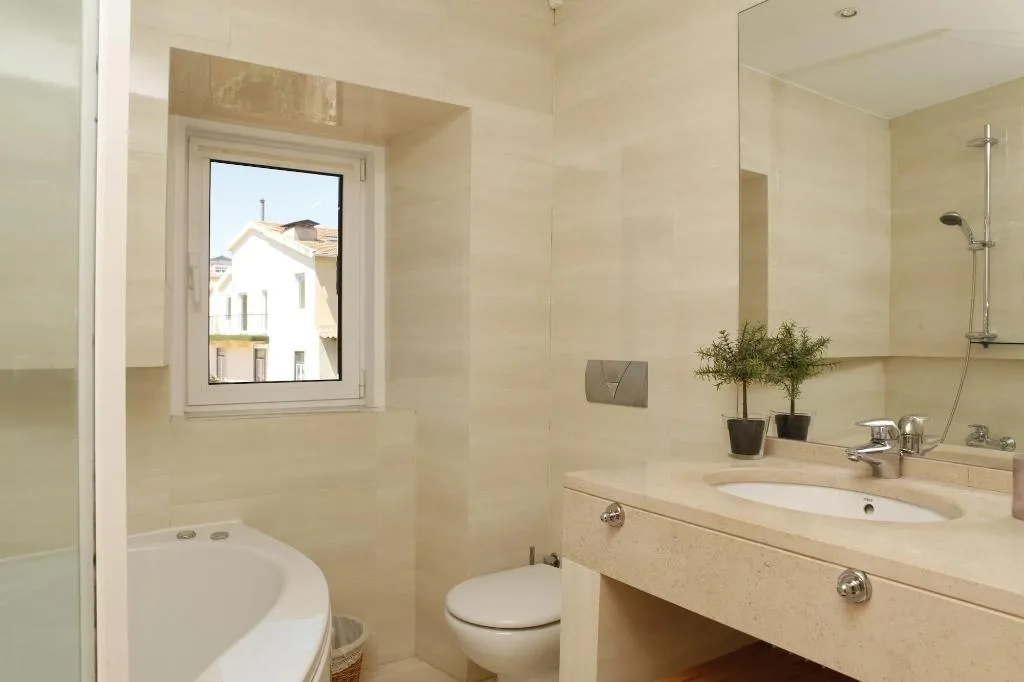Room, Flores Guest House, Lisbon