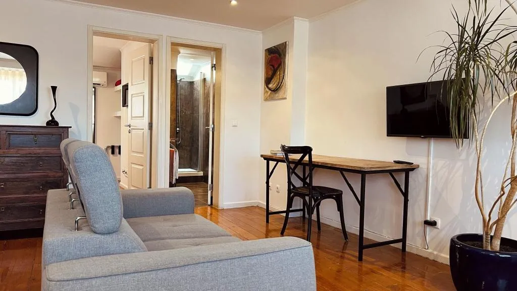 APARTMENT WITH DOUBLE BED Room, Casa do Patio by Shiadu, Lisbon