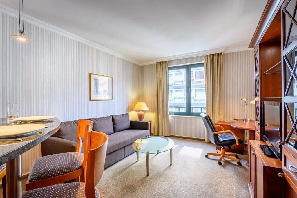 APARTMENT ONE BEDROOM Room, B-Aparthotel Ambiorix, Brussels